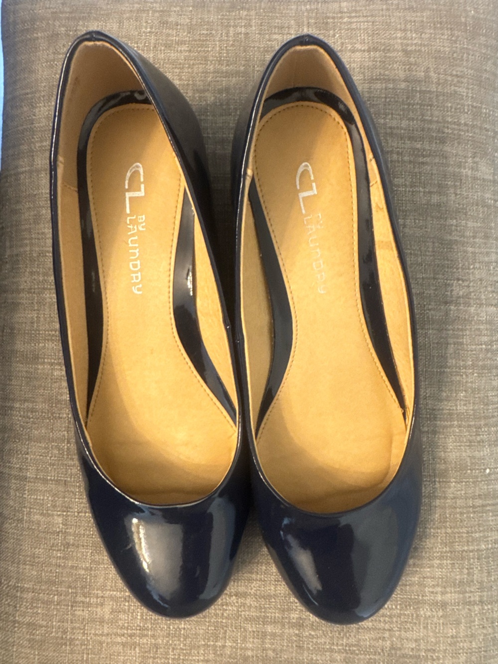 CL by Laundry Navy Patent Round-Toe Ballet wedges